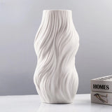 Simple European home decor ornaments, white ceramic vases, living room wine cabinets, dried flower crafts, flower utensils